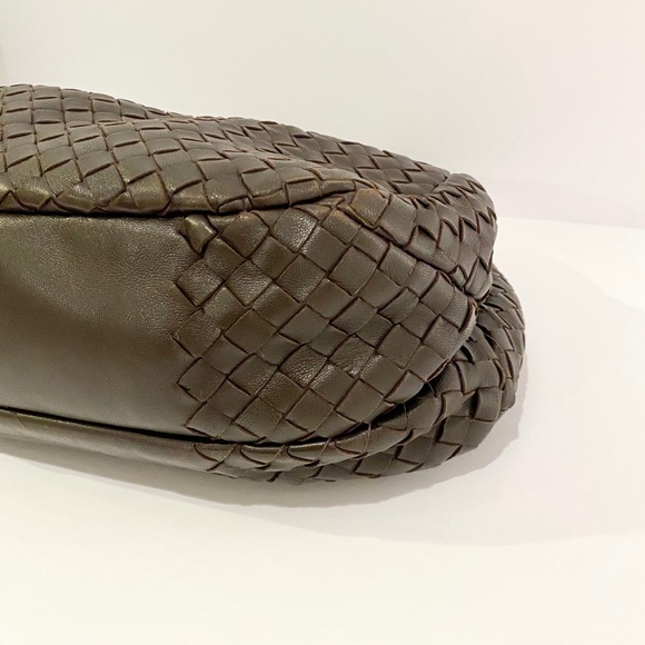 Bottega Veneta ‘Campana’ Intrecciato Hobo Bag - Picture 9 of 16